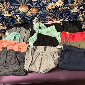 Lot of women’s work out tanks